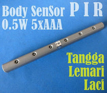 PIR Body Sensor light 6 LED 0.5W Untuk Tangga-Laci-Lemari 5x AAA --
