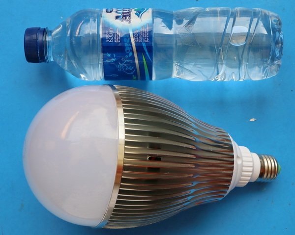 Lampu LED 30W WHITE 30x 1W Fitting E27 3000LM AC.220V EpiStar CG Pusatled